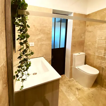 Holiday home Maisonnette Au Coeur Des Alpilles Mouries